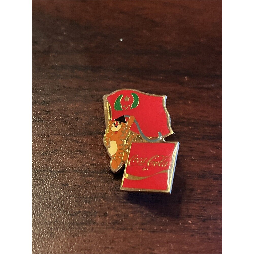 Vintage 1988 Seoul Olympics Coca Cola Hodori Tiger Congo Flag Lapel Pin